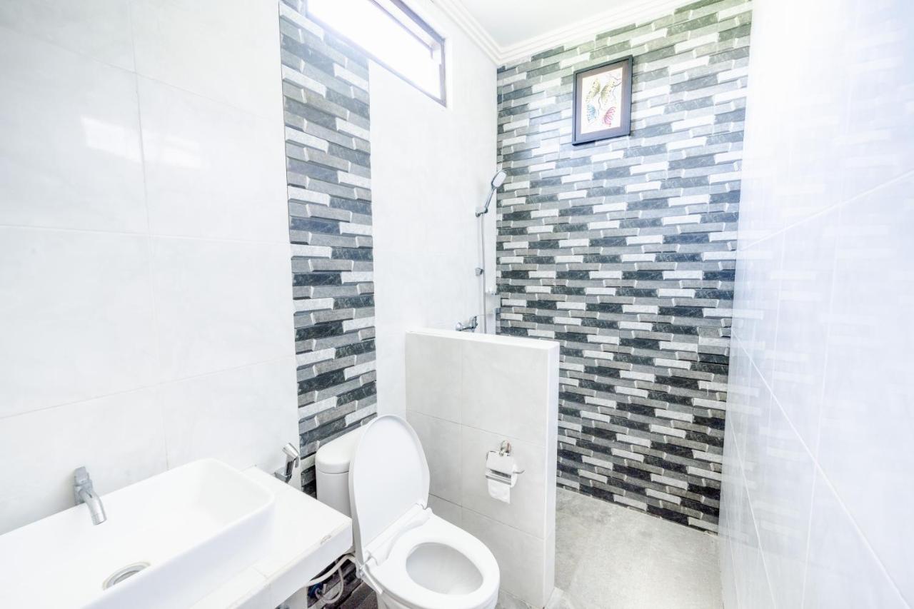 Отель Gria Umasari Sanur Экстерьер фото